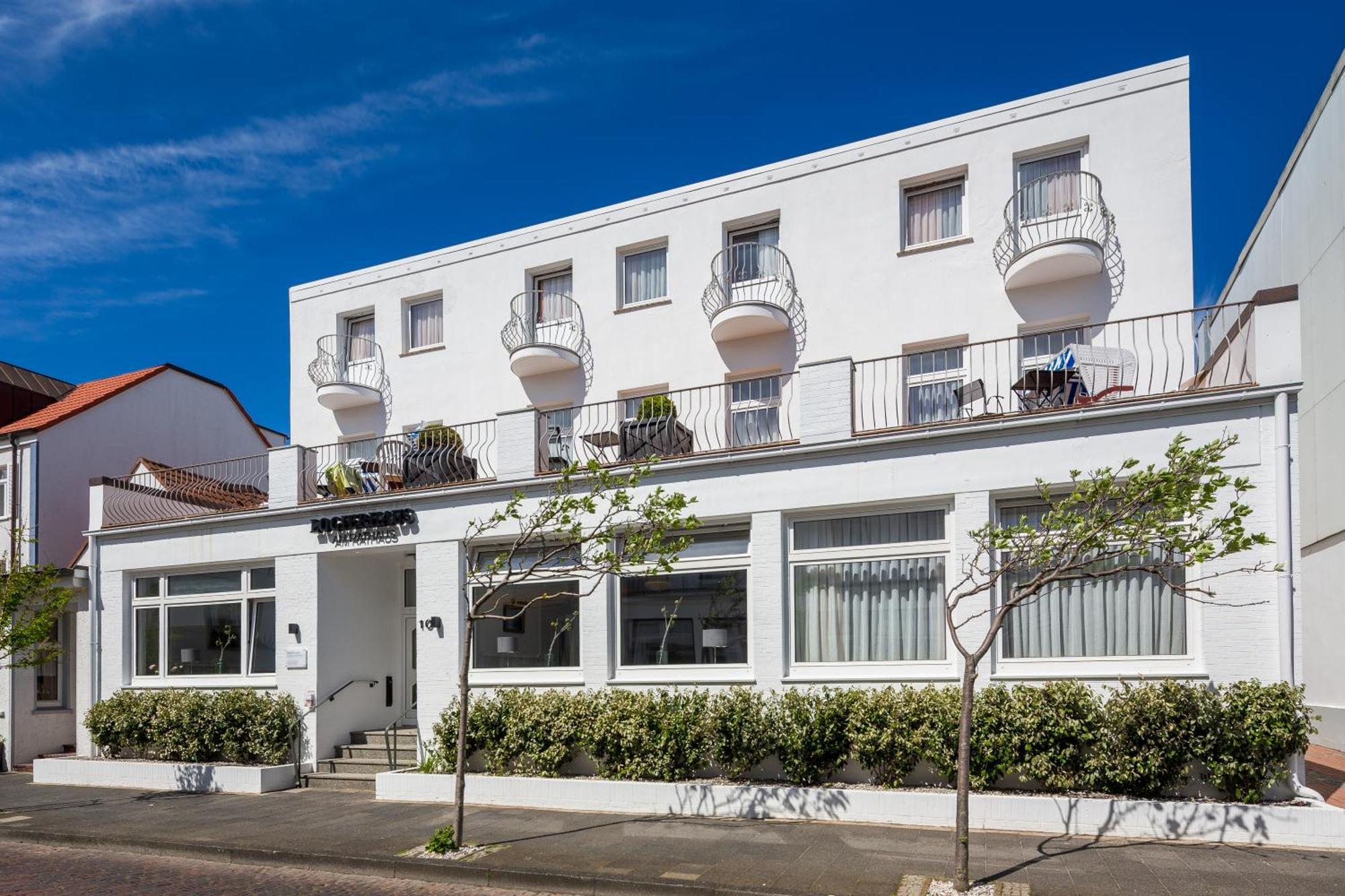 Logierhaus Am Rathaus Hotel Norderney Exterior photo